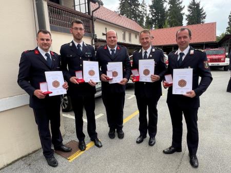 Odlikovanja za hrabrost Gasilske zveze Slovenije sedmim kamniškim gasilcem (2)